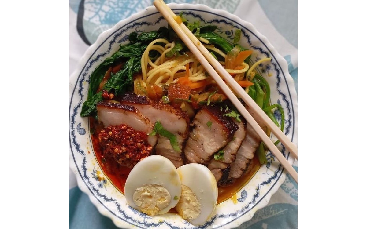 Pork thukpa
